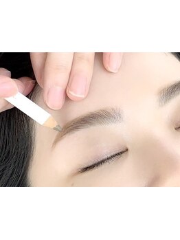 アイブロウメニューがあるサロン