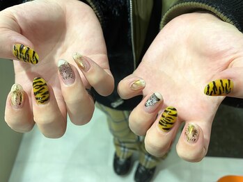 ネイルキュート アンド クールラッシュ 亀有店(nailcute & CoolLash)/虎柄ネイル