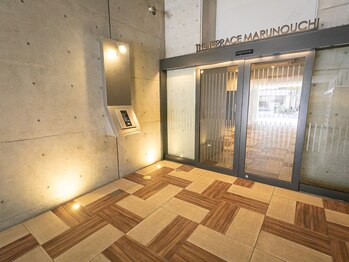 ハルノハナ鍼灸治療院/一階玄関