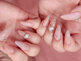 ネイルデザイン6本まで　7500円