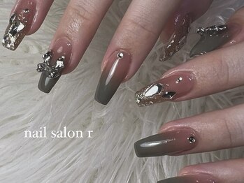 ネイルサロン アール(NAIL SALON R)の写真/どんなカラーもムラなく仕上がる!!極上潤艶グラデ＊オフィスネイルに特におすすめです！