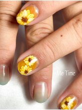ミータイム(Me Time)/ひまわりネイル