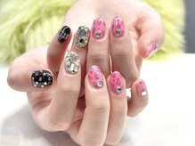 ヴェイスサロンアンバー(Vase Salon Amber)