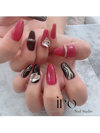 レッド×ブラックネイル