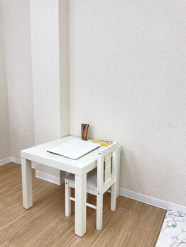 エクシアホワイトニング 小山店/キッズスペースあり