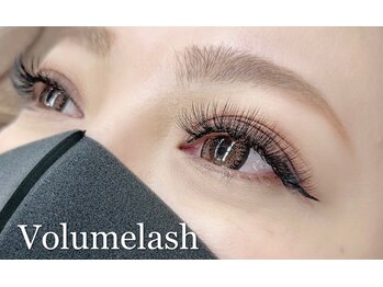 ココラッシュ 伊勢佐木(cocolash)/ボリュームラッシュ500本