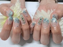 オフトゥール アトリエ カオ キャンアイドレッシー 鶴見店(ofuturo kao)の雰囲気（☆春夏ネイル☆ラメデザインネイル☆）