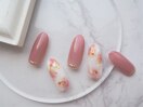 金箔と押し花の春ネイル8000円