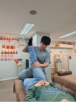 サンライズ鍼灸整骨院 豊中本院/施術風景・マッサージ