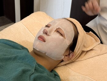 刀根化粧品店の写真/《ベネフィークハンドエステ¥4400》うるもち実感!肌・からだ・心・全てを潤すスペシャルケアを♪