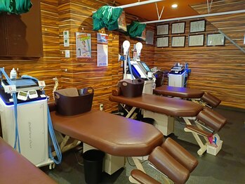 西新中央整骨院/院内綺麗