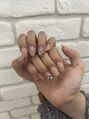トゥルーネイル アンド アイ 博多店(TRU NAIL & EYE)&nbsp;ラメグラデにストーンをのせたシンプルめなデザイン！