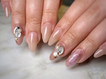 ネイルサロン ディーバ 梅田エナ店(Diva)の写真/サンプルから選べるお手軽コースから、カラー調合までこだわる定額コース幅広くご用意♪【毎回オフケア込】