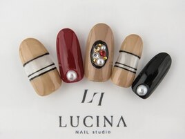 上品アートネイル