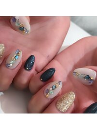 秋冬のくすみ系シェルネイル