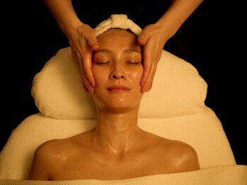 江原道 銀座サロン(Koh Gen Do)の写真/年齢も、肌質も、国籍も越えて。Koh Gen Doが叶える、あなた史上最高の輝く素肌。