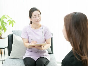 エメプーソア(Aimer pour soi)/カウンセリングの様子