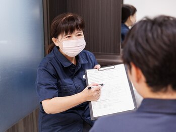 B-facial - Shaving &men's Eyebrow -の写真/女性スタッフだから安心◇肌本来の美しさを引き出す上質なフェイシャルケアで癒しのひとときを
