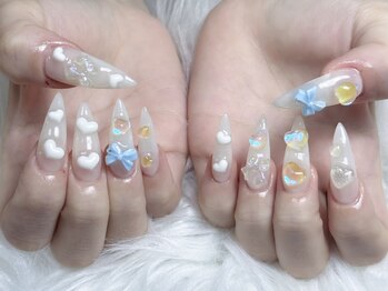 ジュリネイルスタジオ(Julli Nail Studio)/付け放題・ゴテゴテネイル