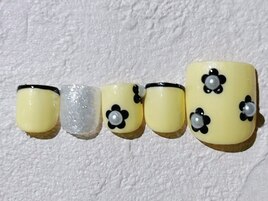 フラワーネイル　フット　ホロ