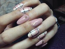 ラウト デコレーションアンドネイルサロン(Lauto Decoration&Nail Salon)/チェックネイル
