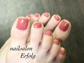 くすみピンクのフットネイル！