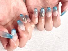 イリゼネイル(iRise nail)