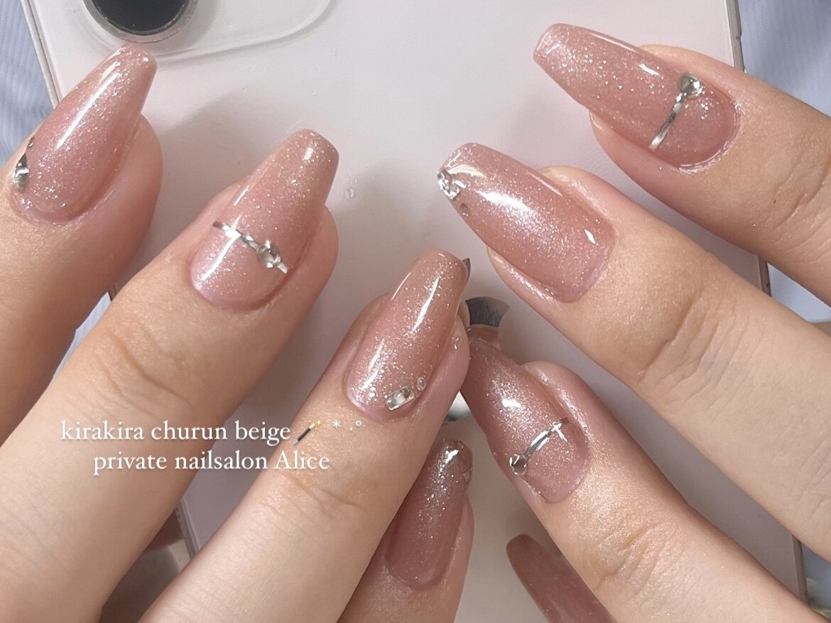 シルバーシェル埋めつくしニュアンスネイル 韓国 ちゅるん 冬 クリスマス 成人式 シルバーシェル埋めつくしニュアンスネイル 韓国 ちゅるん 冬
