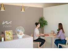 丁寧なカウンセリングで姿勢や体のお悩みを解決！【ピラティス】
