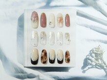 ルビークラウン(Ruby Crown)/1月定額　8400円（税込）