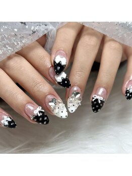 ビックホリデー(BIG HOLIDAY)/人気なドットネイル☆