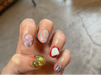 カーティシーネイルズ(curtisii NAILS)/