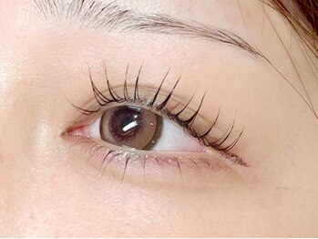 コム 草加マルイ店(com by neolive)/パリジェンヌ上下 担当坪