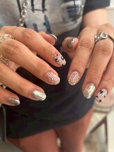 ラテネイル(Latte nail)/Metallic with an edge　nuance
