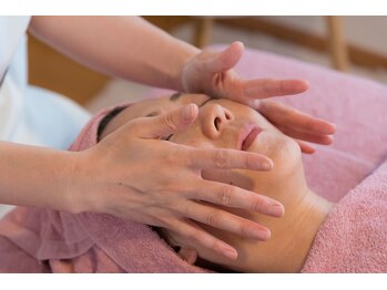 ピオニー(Peony)/骨格矯正