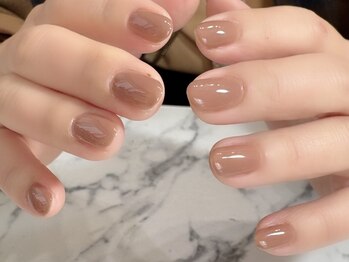 Dramatique Nailの写真/【派手すぎないこだわり上品カラー♪】オフィスにも馴染む大人ニュアンス◎指先を見るたび気分が上がる☆