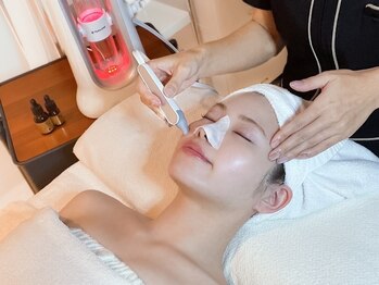 レクラン 池袋ホテルメトロポリタン店(L'ecrin)の写真/【毛穴洗浄】即ノーファンデ透明つや肌★ハイドロ全顔￥9900→￥7700