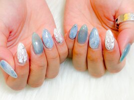 水色モヤモヤネイル