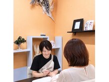 ピピポ ネイルアンドアイ 豊岡店(PIPIPO NAIL&EYE)の雰囲気（半個室で周りの目を気にせずゆったりできます）
