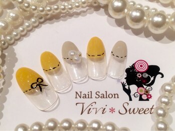 ネイルサロン ヴィヴィスウィート(Nail Salon Vivi Sweet)/リボンステッチネイル
