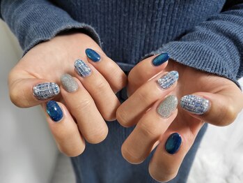 大人気ツイードも定額