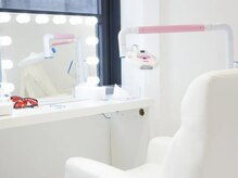 エクシアホワイトニング 天神店/清潔感のある店内