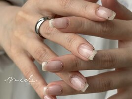 スタッズネイル［STAFF：Yune］