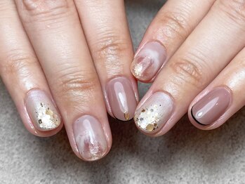 エーワイエムネイル(A.Y.M NAIL)の写真/《深爪や気になる形も解決♪》ショートネイルでも美爪を作成♪A.Y.M NAILで憧れの美しい爪先をGET!!