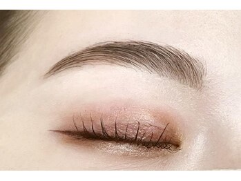 サラーム(Salaam)/HBL(ハリウッドブロウリフト)