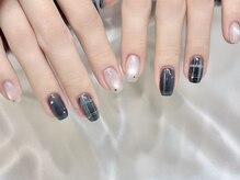 ローランリム(LORAN Lim)/ネイビーチェックネイル