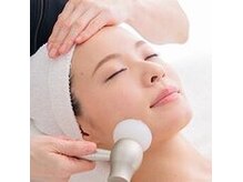 エヴァーグレース 北千住店の雰囲気（実感力が違う!最新毛穴ケア・小顔美容・ヒト幹細胞などご提供！）