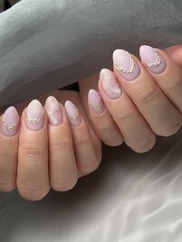 B.トレンドデザインネイルアート