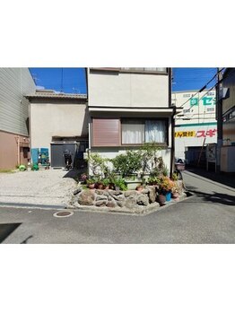 アダン(ADAN)/1.ご来店の流れ【駐車場】