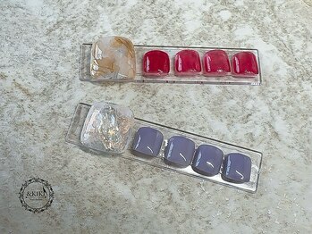 アンドキキ(&KIKI)の写真/これからの季節に足元からもおしゃれを楽しみましょう♪お仕事柄ハンドネイルができない方にもオススメ◎